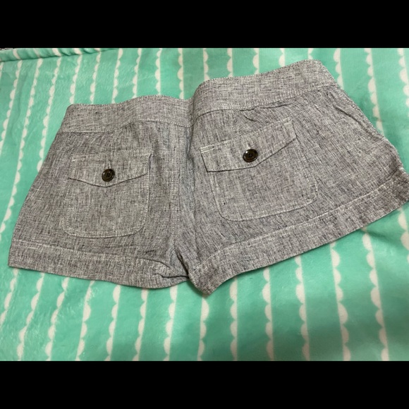 Express Women Sz 4 Casual Flat Front Button Sailor Shorts - Picture 2 of 3